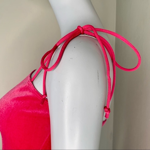 NWT MOTEL Verso Velvet Pink Stretch Mini Dress Fuchsia Bodycon Size M - Picture 13 of 16